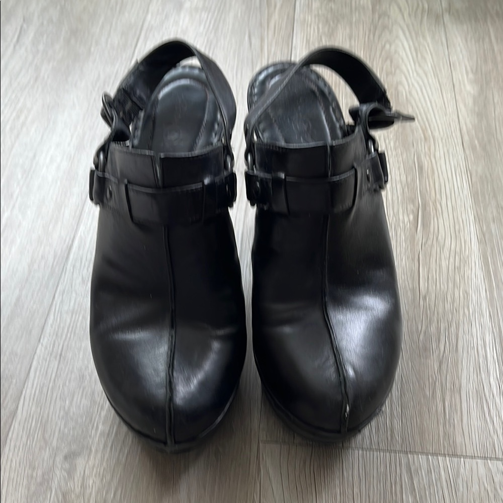 Born black mules
